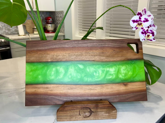 Apple green ice Charcuterie board